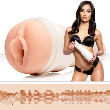 Fleshlight Emily Willis Squirt Masturbator