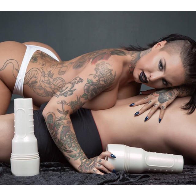 Fleshlight Christy Mack Attack Masturbator