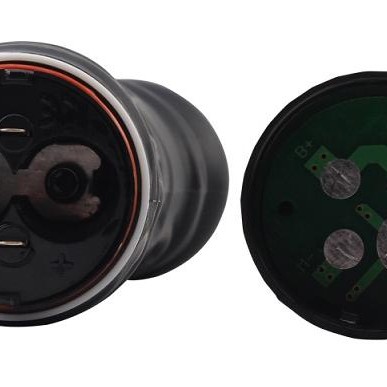 Chisa Vibrating Thick Realistic Dildo - Black