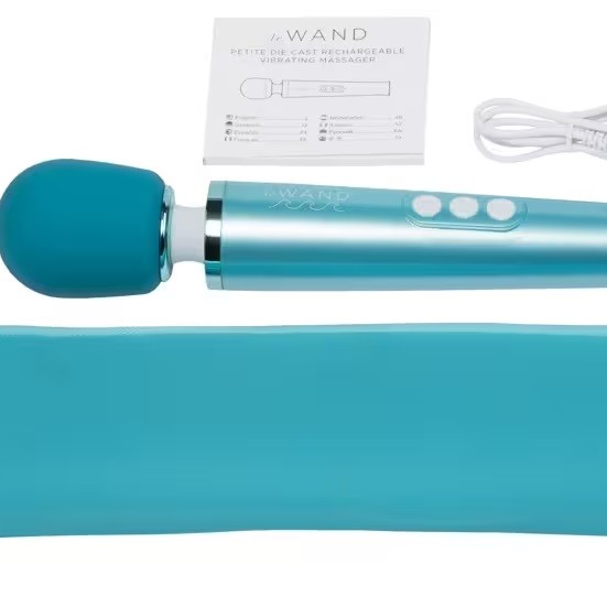 Le Wand Dive Rechargeable Massager - Blue