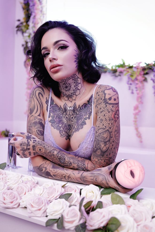 Kiiroo - Feel Leigh Raven Masturbator photo-11