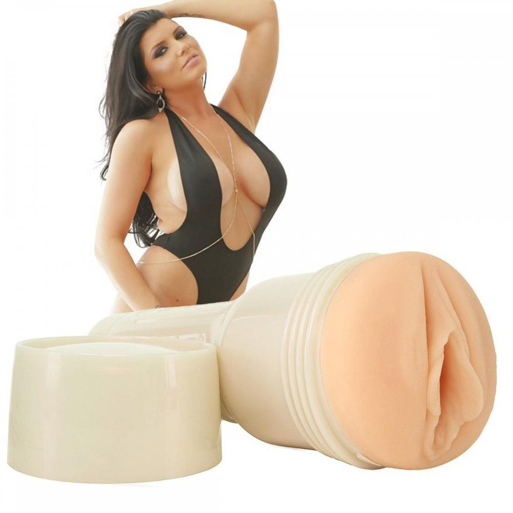 Fleshlight - Romi Rain Storm Masturbator photo-5