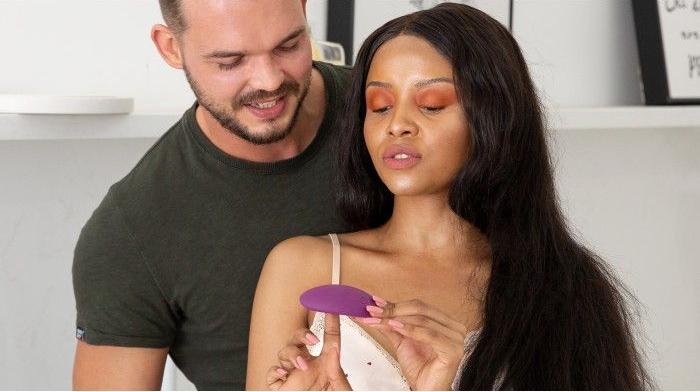 SVAKOM - Edeny APP Clitoral Panty Vibrator - Violet photo-4