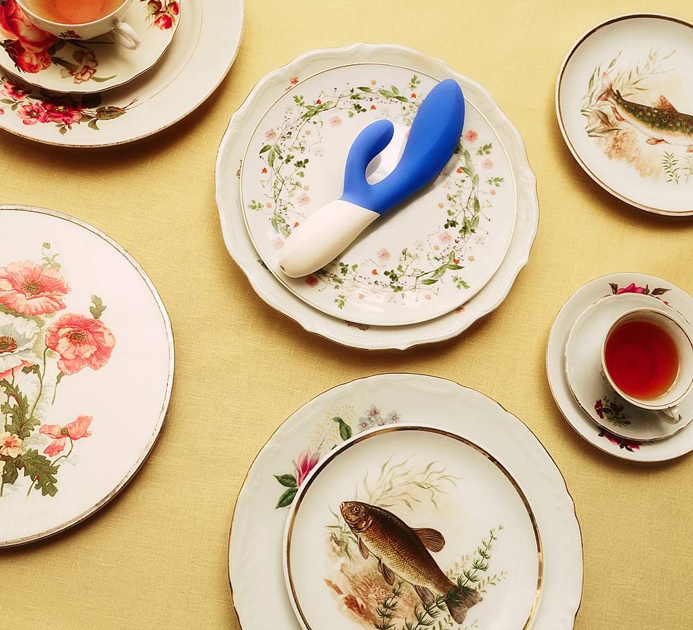 Lelo - Ina Wave 2 Rabbit Vibrator - Blue photo-7