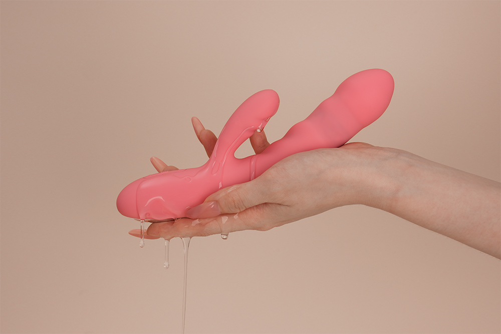 SVAKOM - Avery Thrusting Rabbit Vibrator - Strawberry Pink photo-9 SVAKOM - Avery Thrusting Rabbit Vibrator - Strawberry Pink photo-9