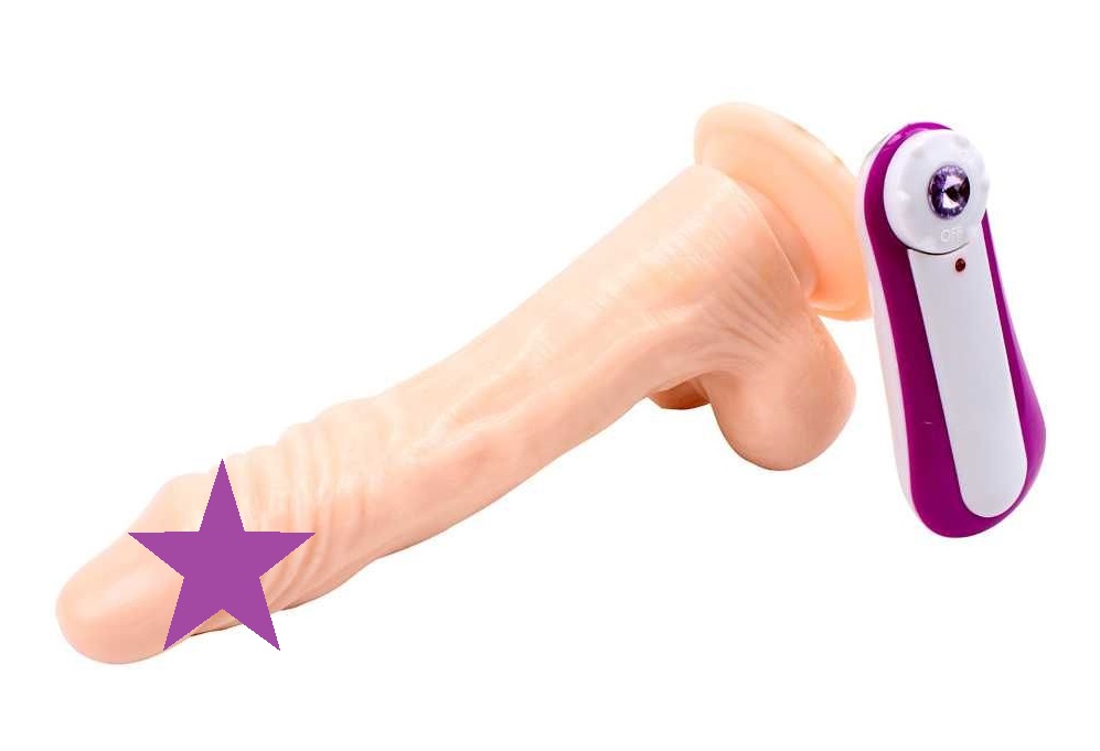 Chisa - James Deen 8.5″ Vibrating Dildo - Flesh photo-2